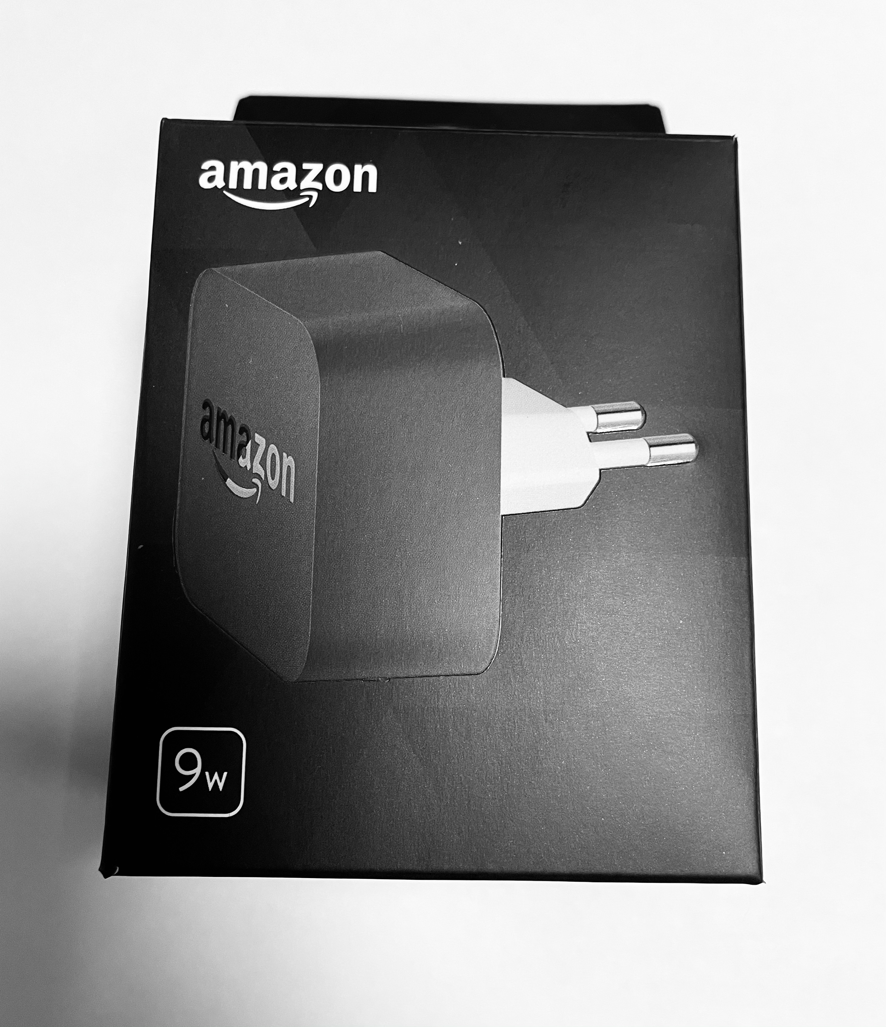 Amazon  USB сетевой адаптер  Евровилка 9w